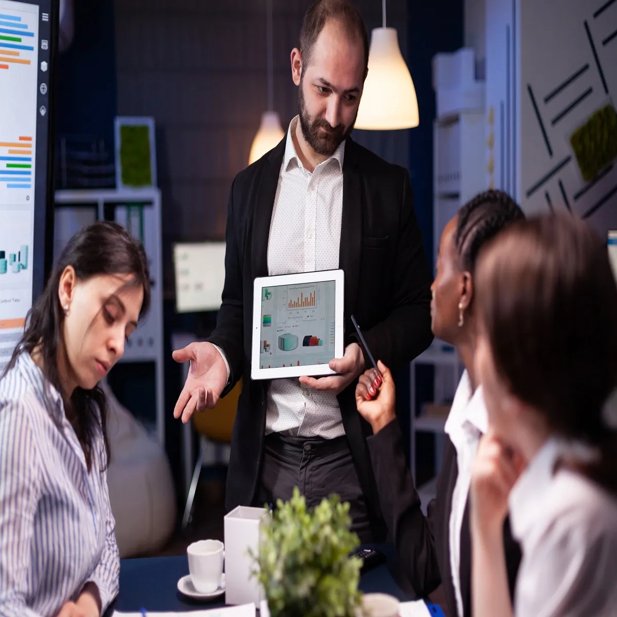 The Complete Guide to Choosing the Best HR Management System for your Business